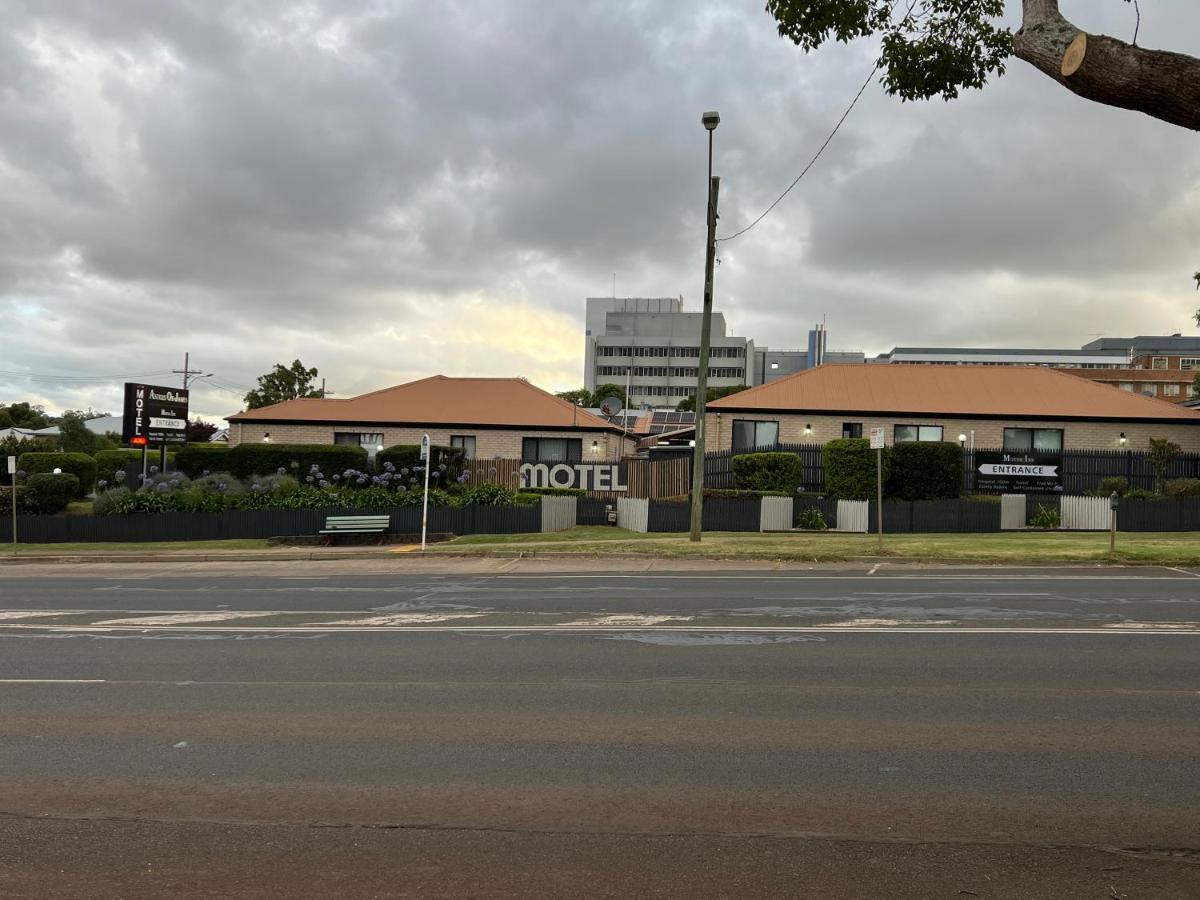 Asters On James Motor Inn Toowoomba Exterior photo