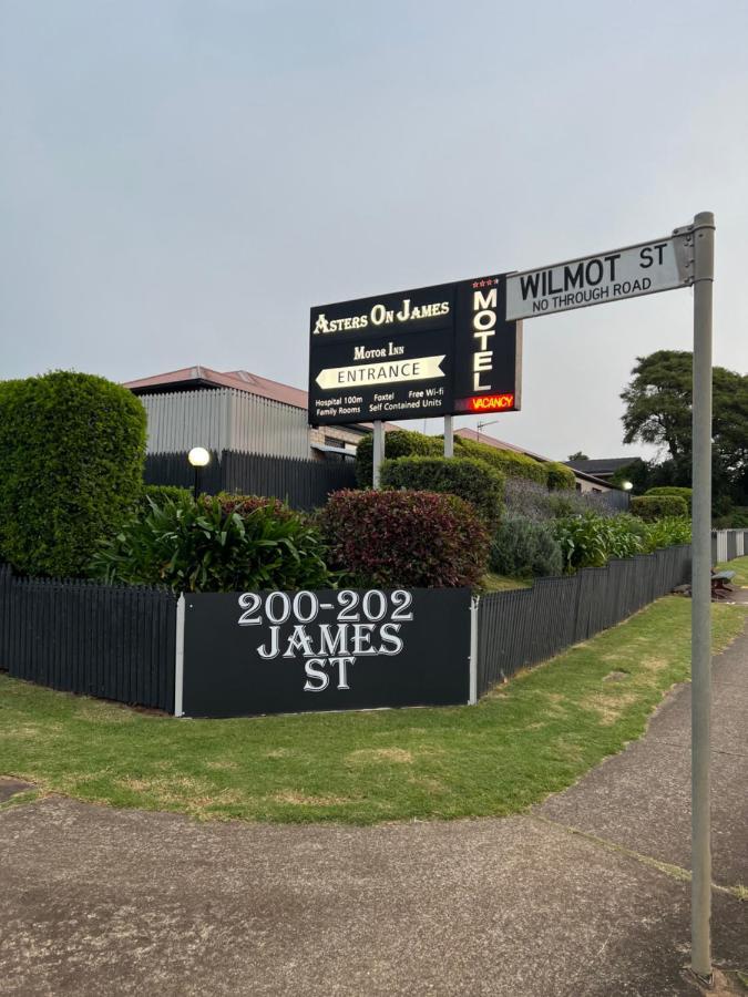 Asters On James Motor Inn Toowoomba Exterior photo