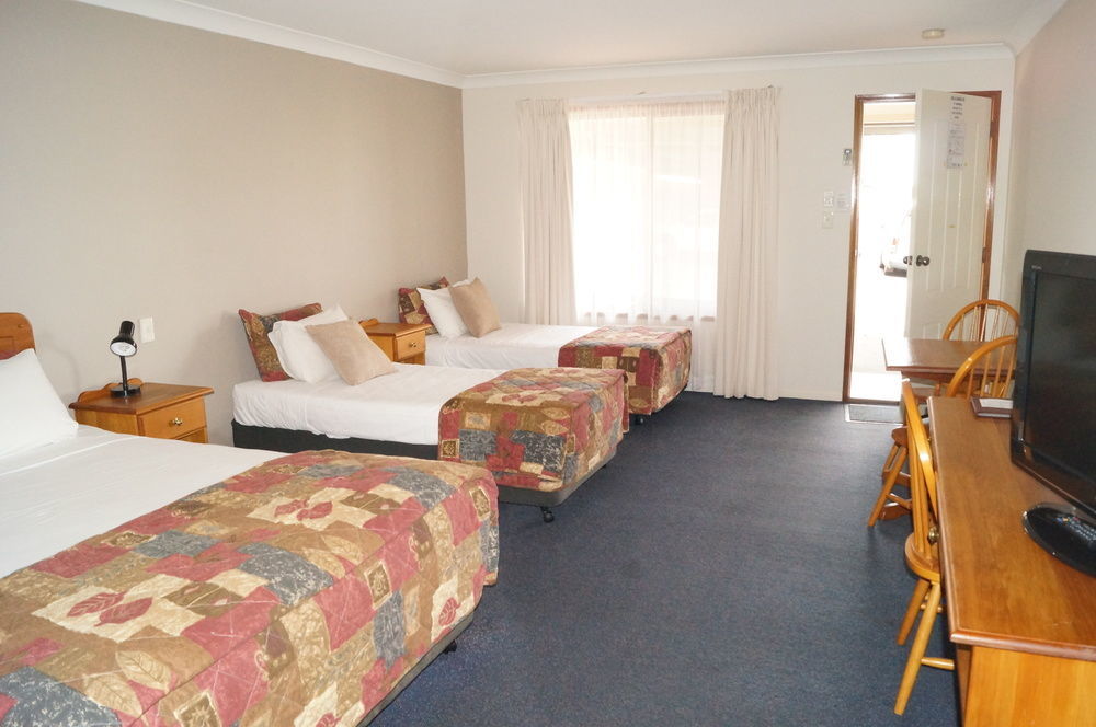 Asters On James Motor Inn Toowoomba Exterior photo